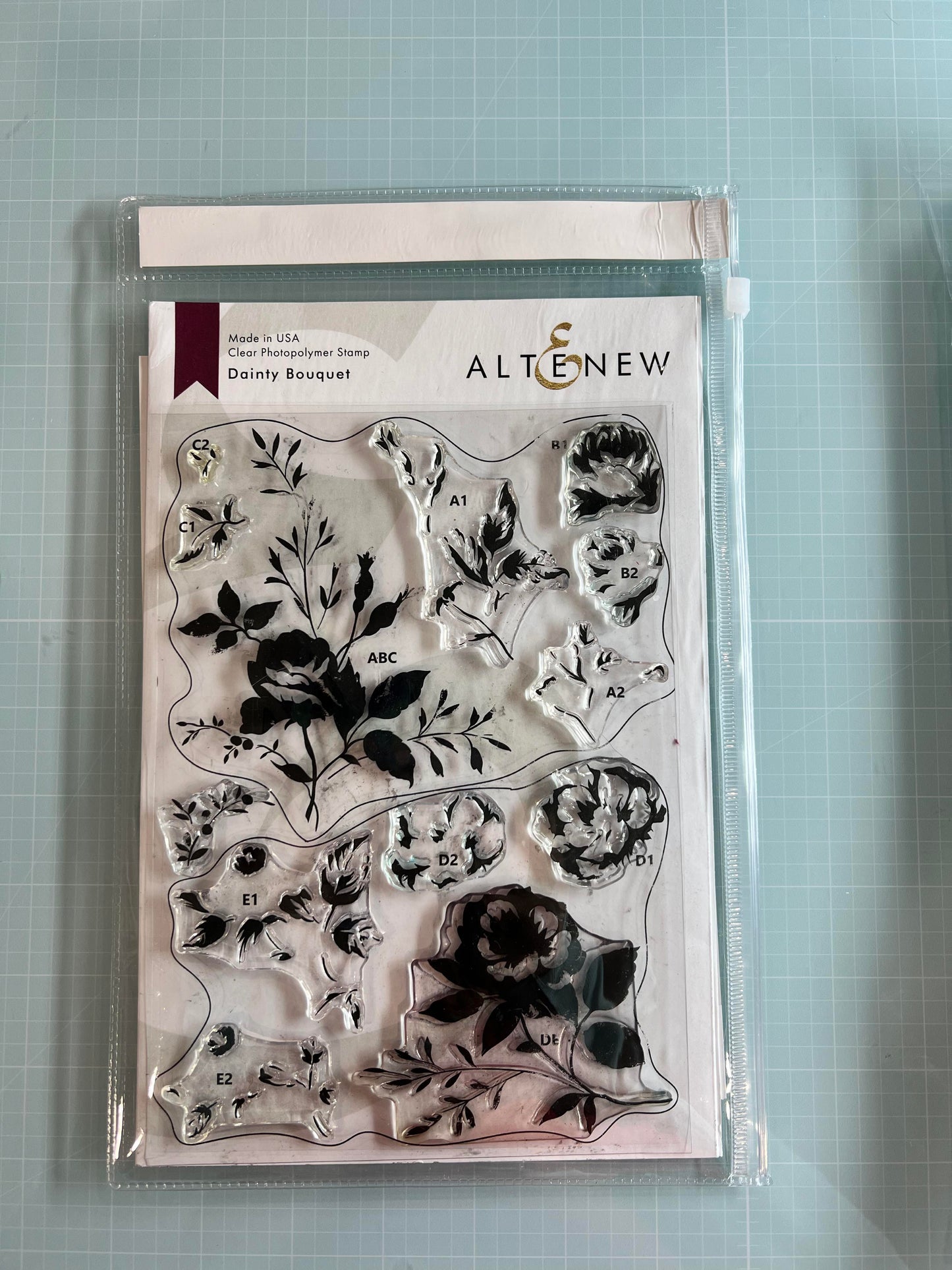 CT Stamp and Die Storage Pockets 20/Pkg Extra Large 7″X10 (25cmx 17.8cm) with a label pocket